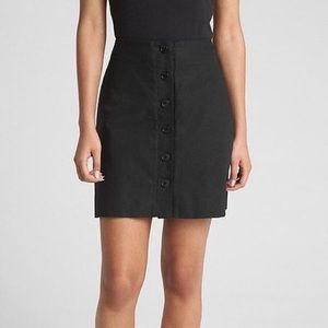 GAP black button front skirt in linen cotton, 10